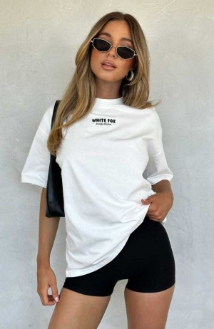 White Fox All I've Got Oversized Tee White | GADIOP-903