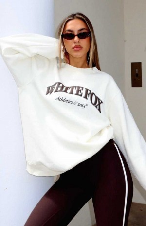 White Fox Athletics Era Oversized Sweater Buttercream | PSIZBF-791