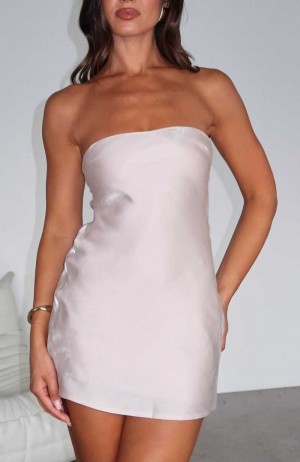 White Fox Crazy For You Mini Dress Pearl | JMWTIG-416