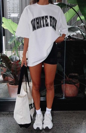 White Fox Decade Classics Varsity Oversized Tee White | MSWRYA-879