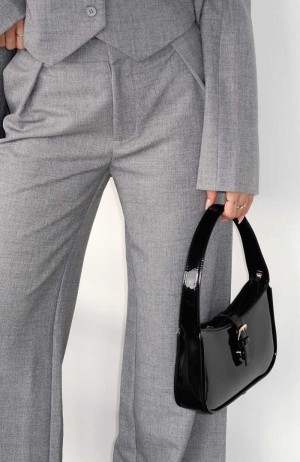 White Fox Dionne Large Shoulder Bag Black | SEIZWJ-158