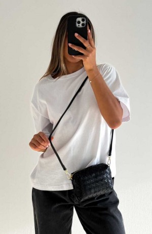 White Fox Good Times Crossbody Bag Black | UDHXAB-354