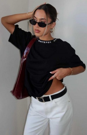 White Fox Just Be Free Oversized Tee Black | MOEBXH-870