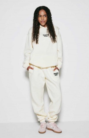 White Fox Keeping It Simple Sweatpants Cream | IZUOWM-680