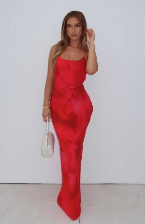 White Fox Lost Stars Maxi Dress Pomelo Rouge | WIAMDZ-326