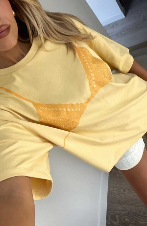 White Fox Running Out Of Time Oversized Tee Mustard | GIFHWS-015