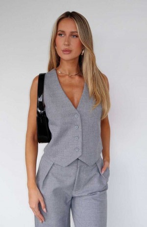 White Fox Socialite Vest Grey | ZSAHVR-785