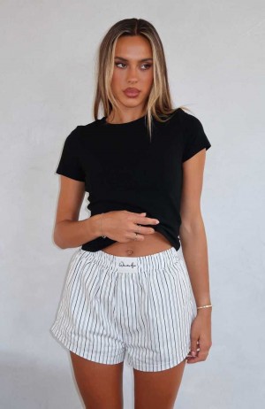 White Fox Work With It Striped Shorts White | QGLAEI-715