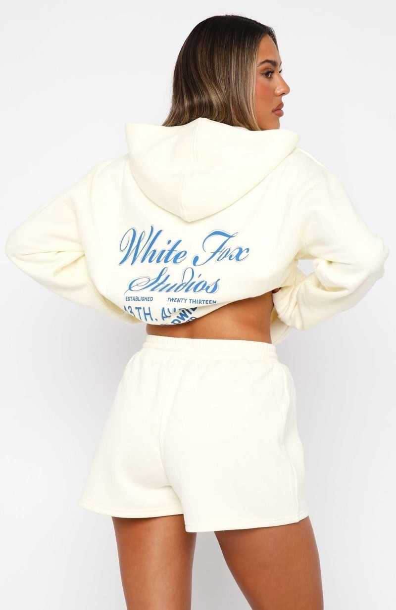 White Fox 13th Avenue Lounge Shorts Off White | FIRBLS-310