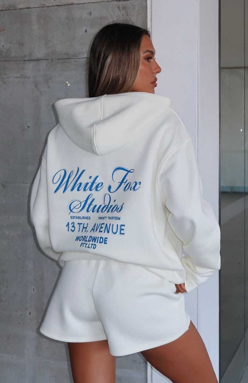 White Fox 13th Avenue Oversized Hoodie Off White | BTEZDH-823