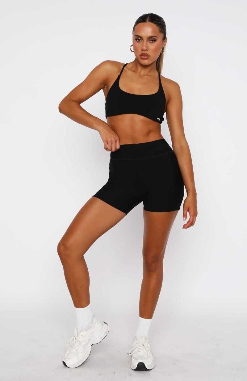 White Fox Agile High Waisted Pocket Shorts Black | IEQUXP-905