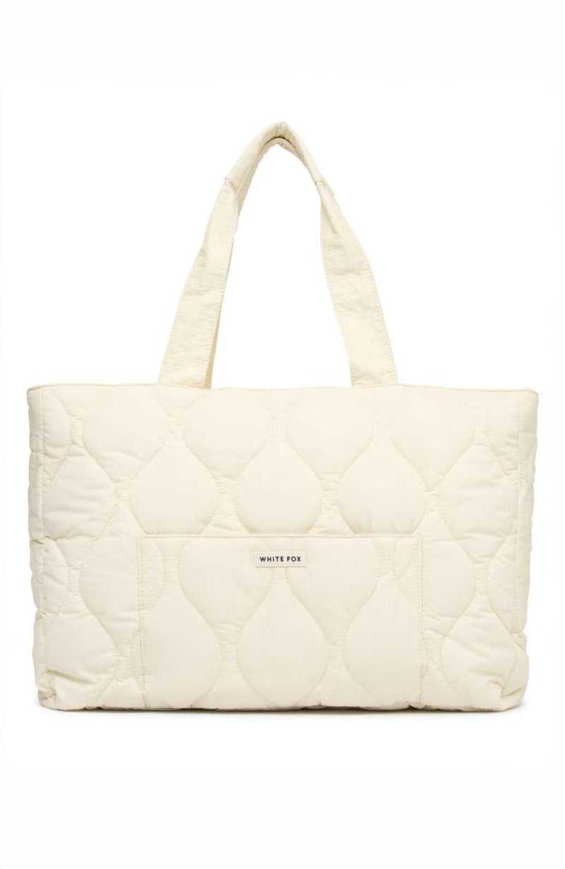 White Fox Always Moving Quilted Tote Bag Cream | SADIVY-407