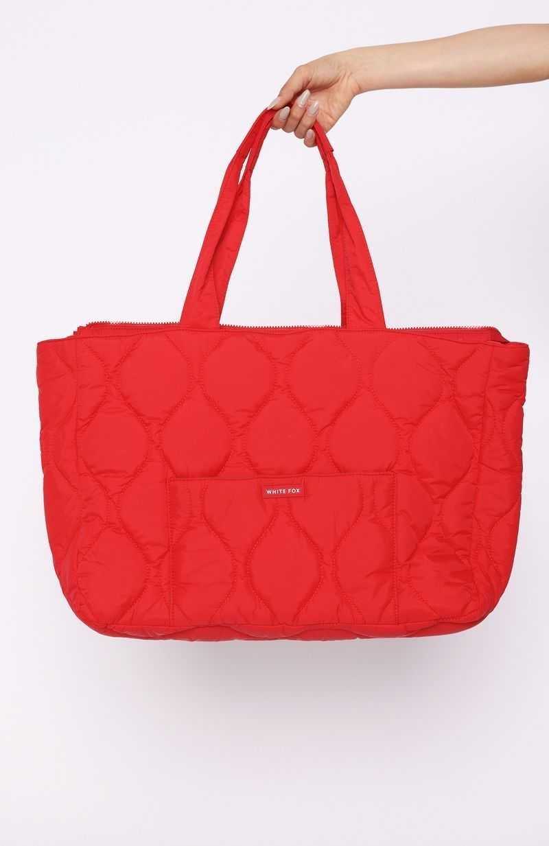 White Fox Always Moving Quilted Tote Bag Red | ARZSQD-038