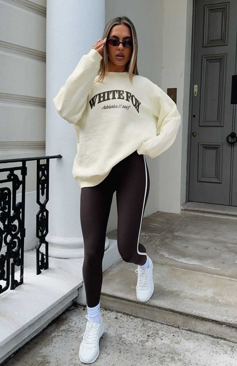 White Fox Athletics Era Oversized Sweater Buttercream | ONYEJL-068