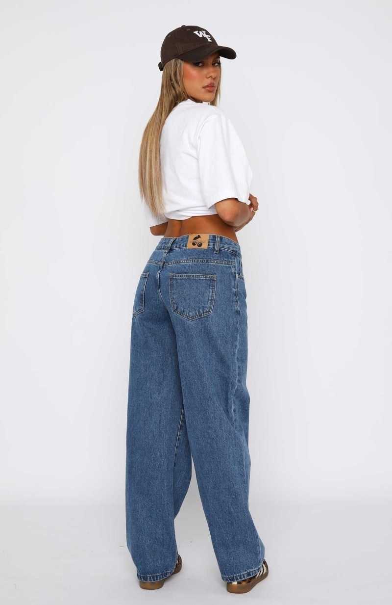 White Fox Bring The Style Low Rise Wide Leg Jeans Admiral Blue | IQAOEF-042