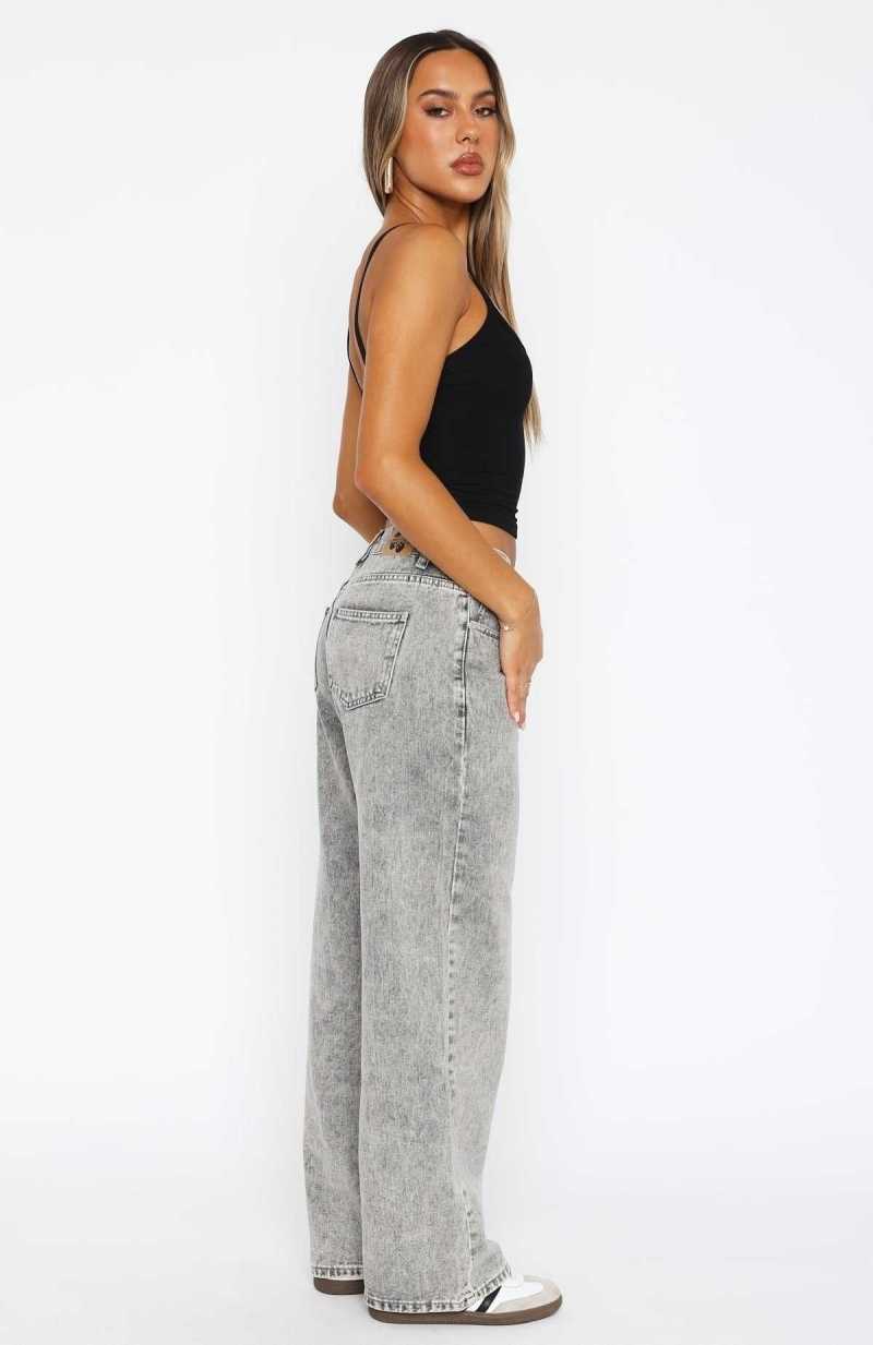 White Fox Bring The Style Low Rise Wide Leg Jeans Washed Grey | AUGQVZ-821