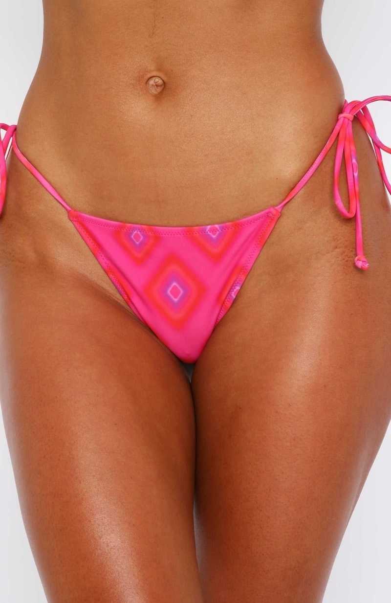 White Fox Cabo Bottoms Magenta Diamond | OERHVT-923