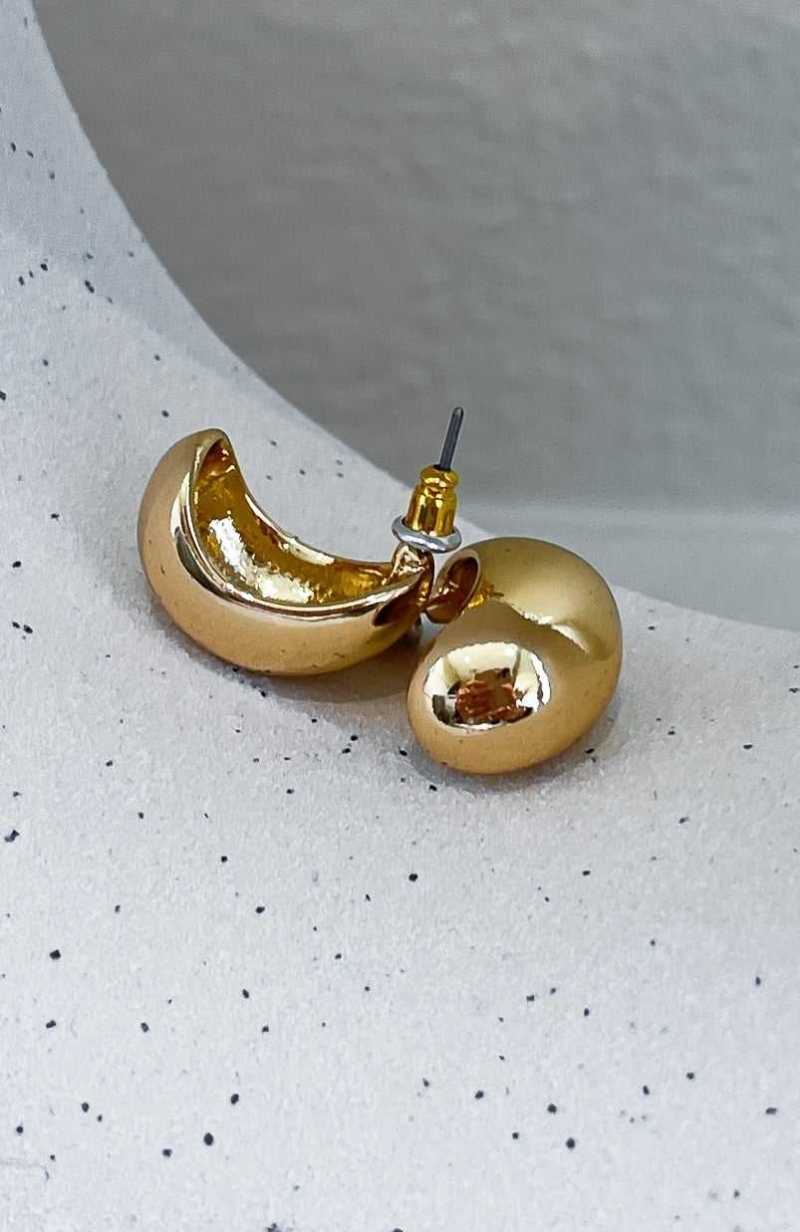 White Fox Carrie Earrings Gold | CJAZBW-875