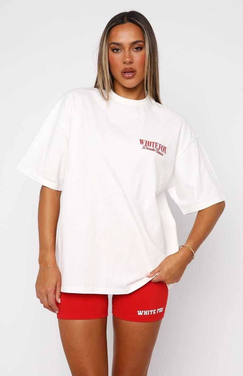 White Fox Decade Classics Essential Oversized Tee White | AMVEZD-596