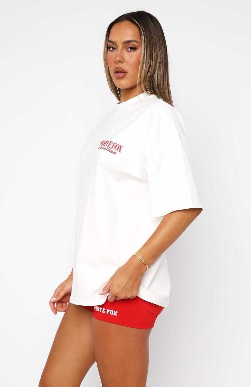 White Fox Decade Classics Essential Oversized Tee White | AMVEZD-596