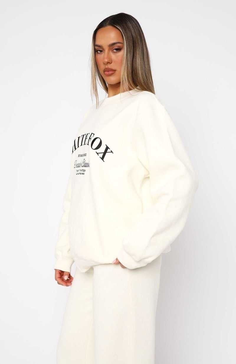 White Fox Decade Classics Essential Oversized Sweater Cream | KQEZMY-918