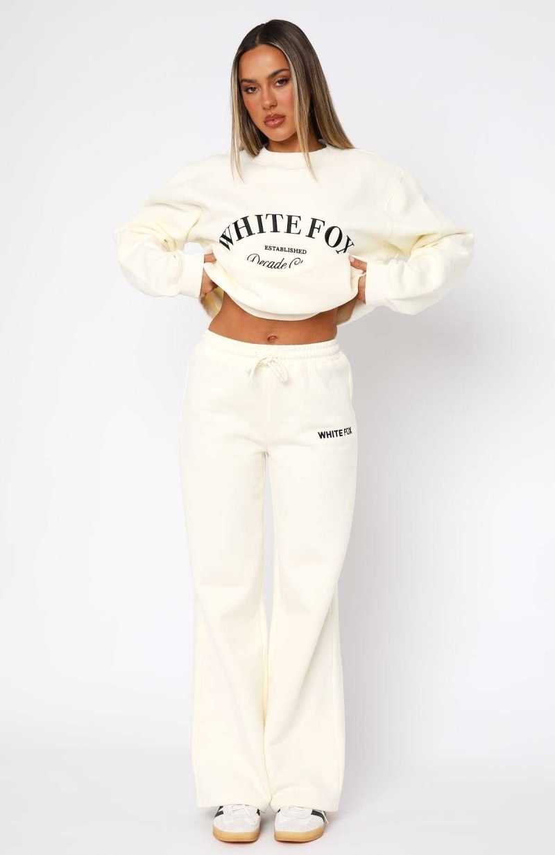 White Fox Decade Classics Essential Wide Leg Sweatpants Cream | WPUGDX-785