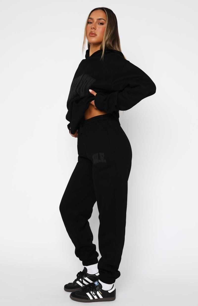 White Fox Decade Classics Varsity Sweatpants Black | VHSWZO-302