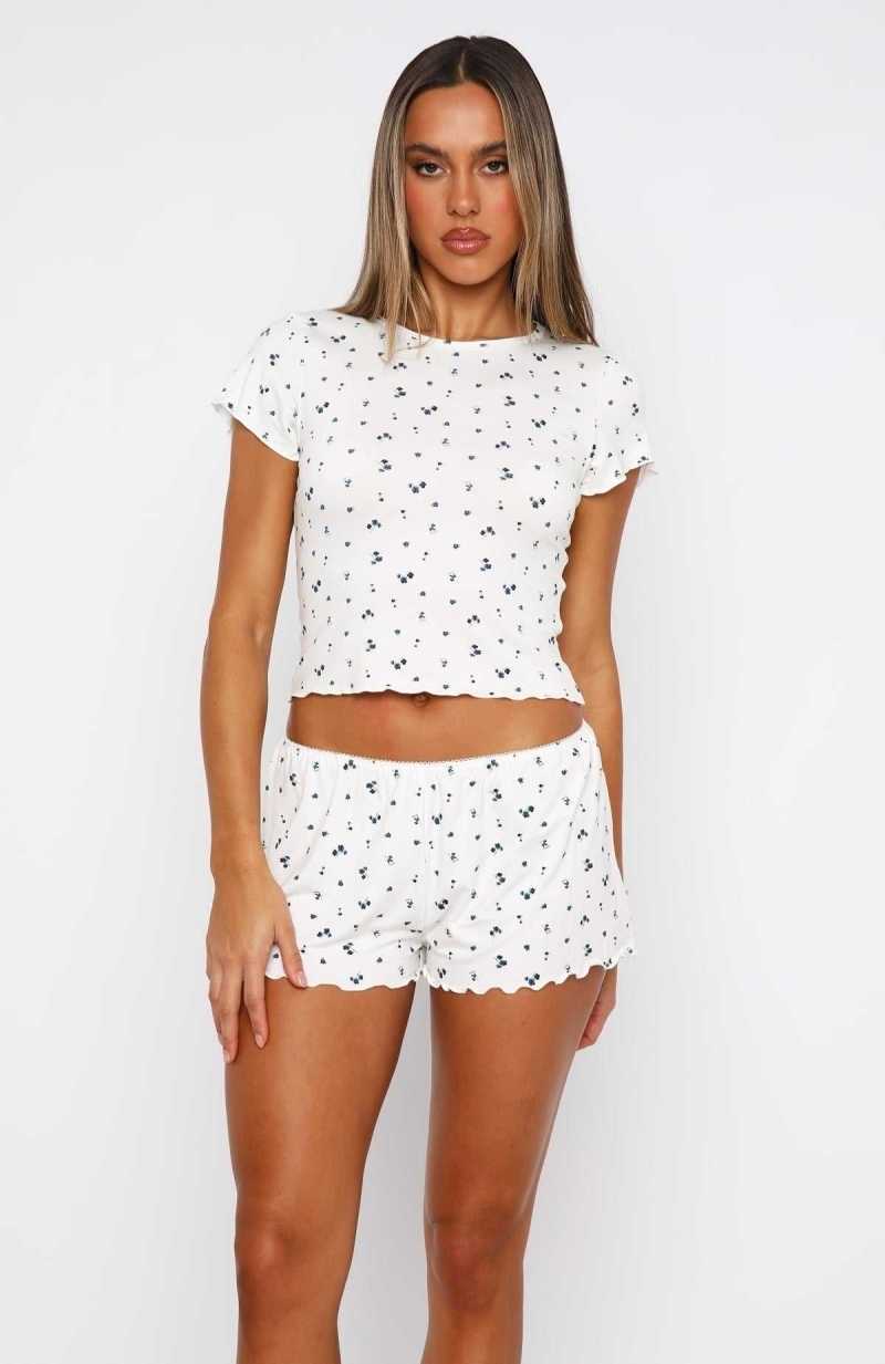 White Fox Dreamy Pyjama Shorts Ditsy Blues | MGXBAN-547