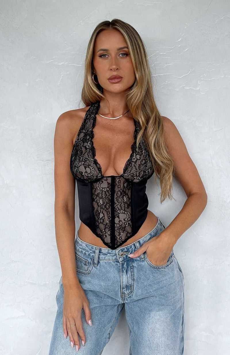 White Fox Fall Short Lace Bustier Black | WAEYNU-035