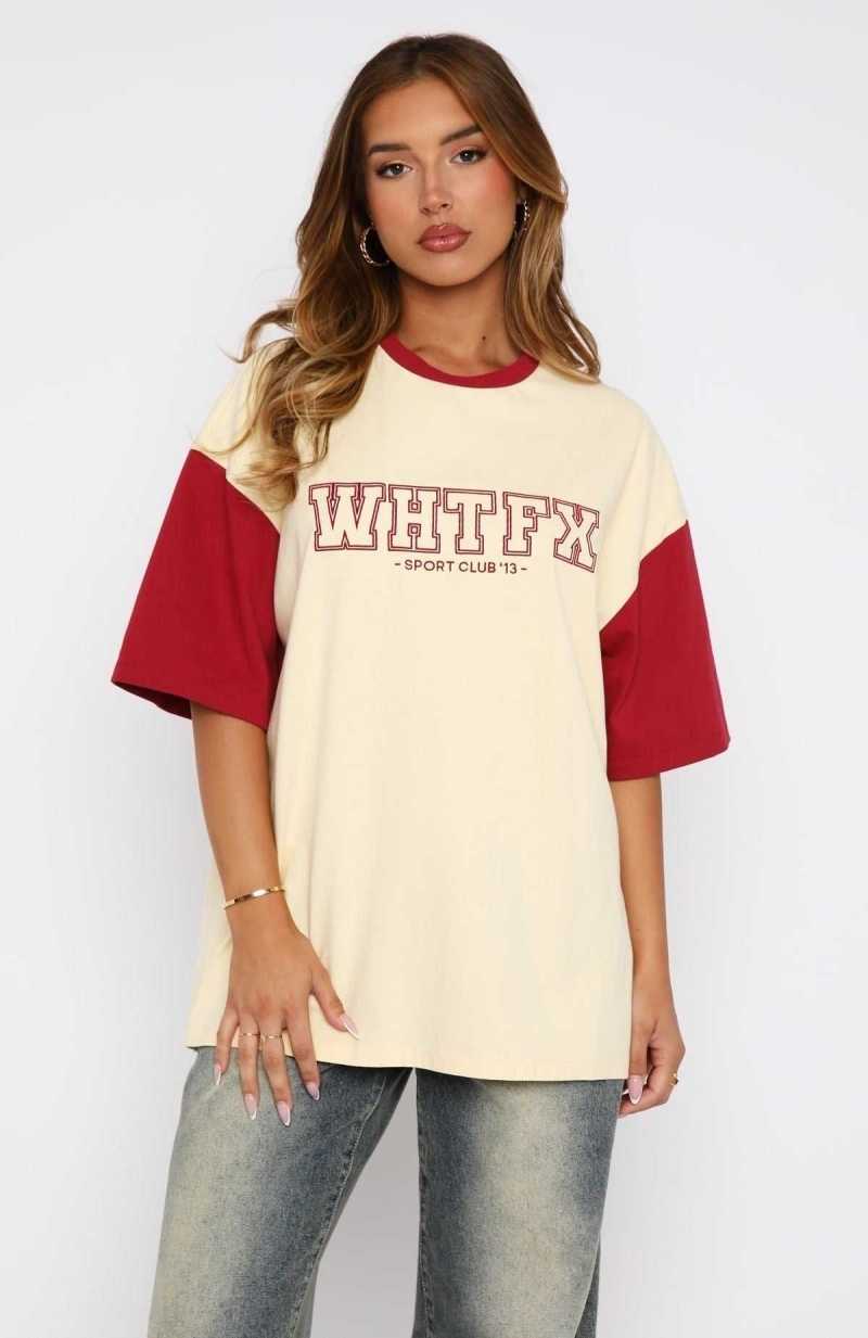 White Fox Fearlessly Flying Oversized Tee Cream | RJGWDV-827