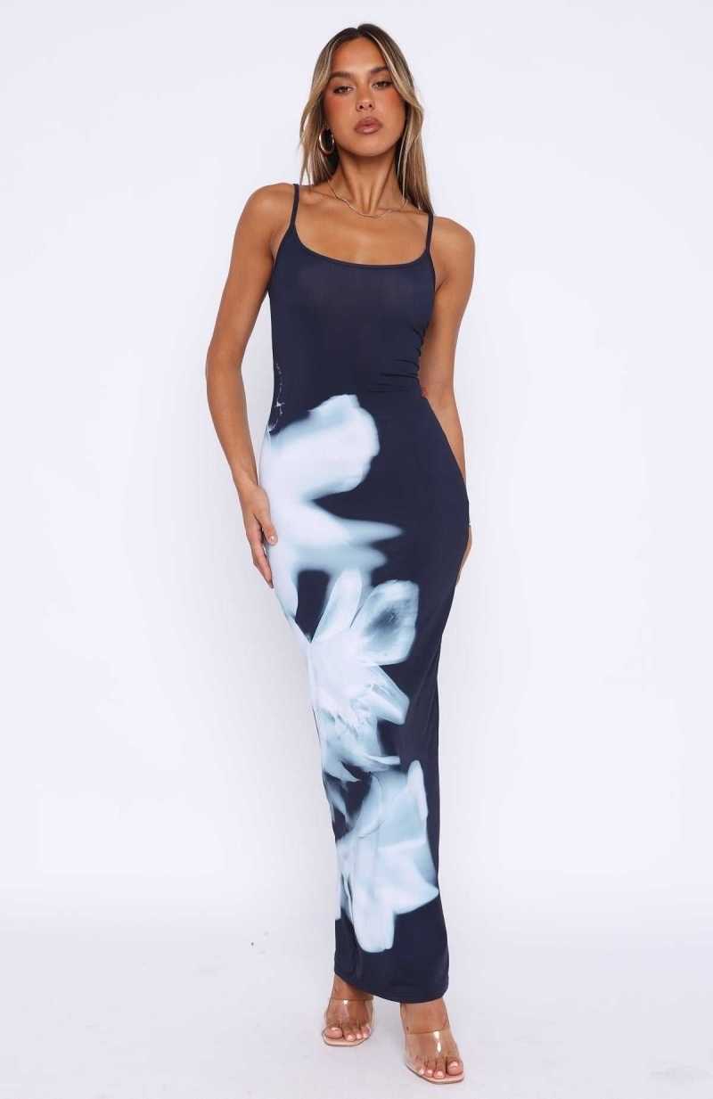 White Fox Feeling The Heat Maxi Dress Greyscale Floral | DZITFK-350