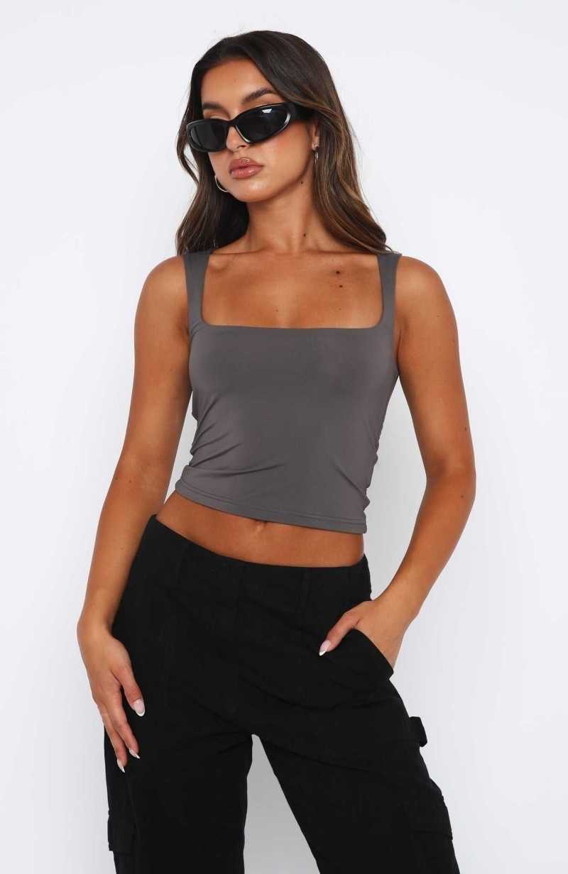 White Fox Fell In Love Top Charcoal | SPILZE-381