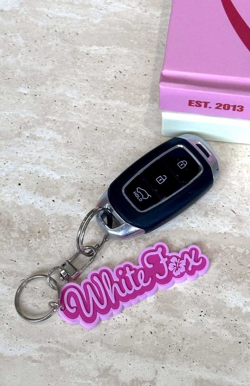 White Fox Got The Sun Keychain Pink | SNVIXB-026