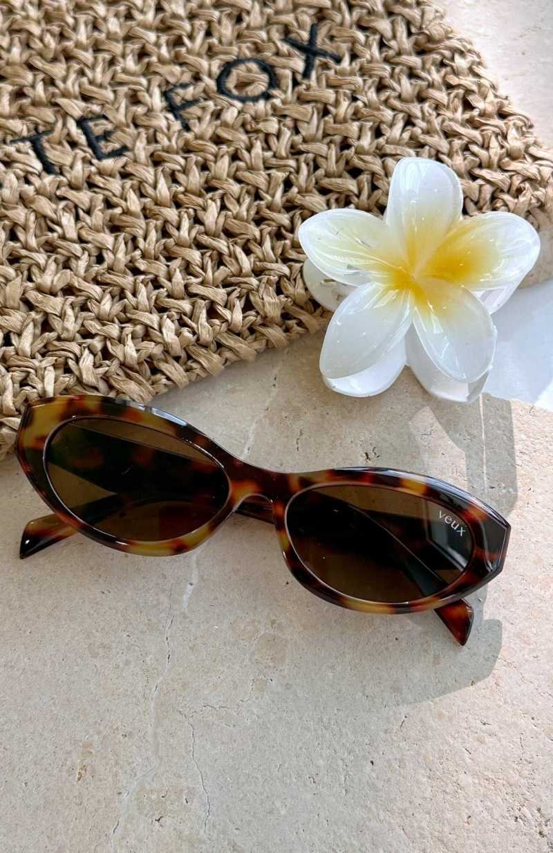 White Fox Hamptons Sunglasses Tortoise | QYMUBK-854