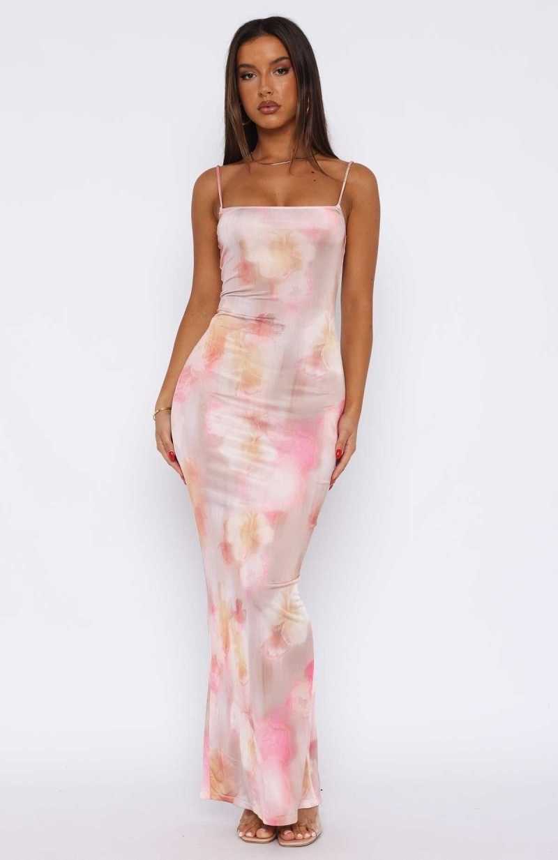 White Fox How Many Time's Maxi Dress Sunlight | SIHMXN-240