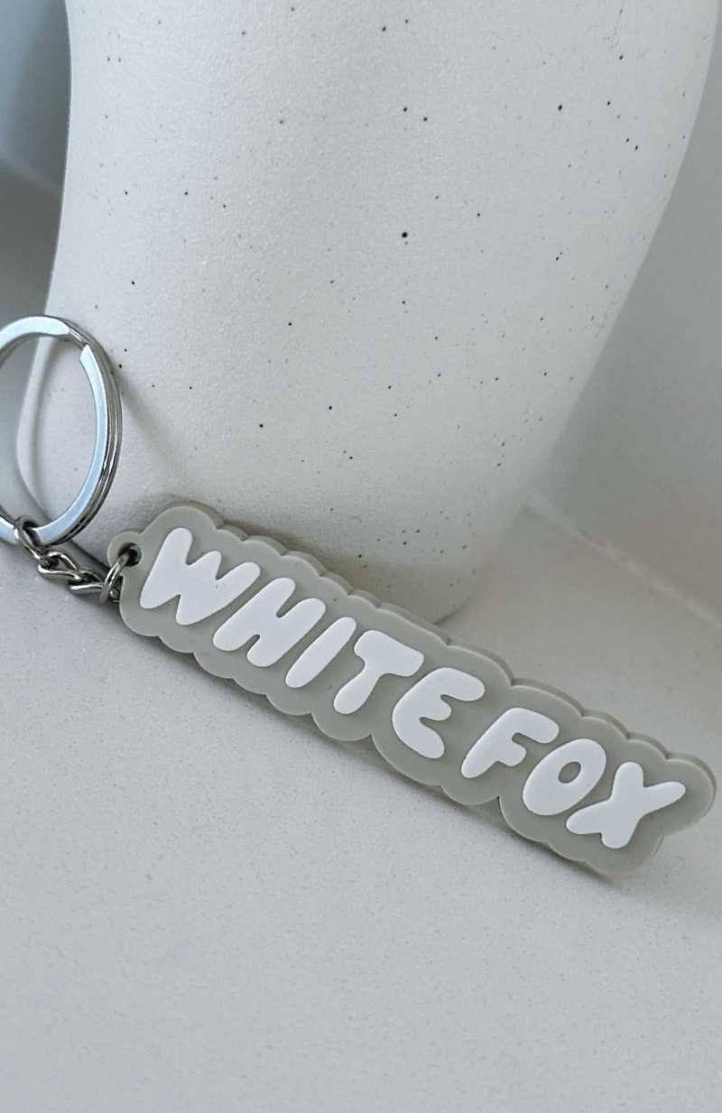 White Fox I've Got You Keychain Moon | OCTAIP-915