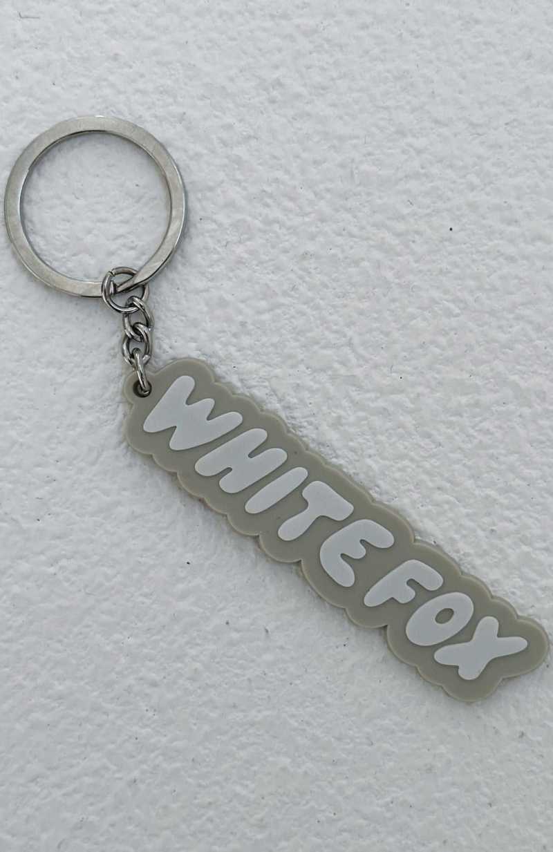 White Fox I've Got You Keychain Moon | OCTAIP-915