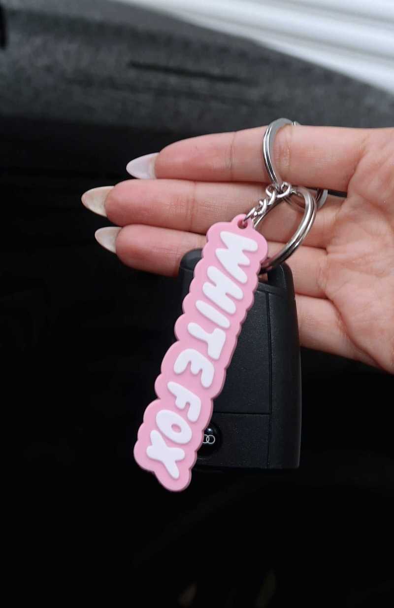 White Fox I've Got You Keychain Pink | NRWMVD-849