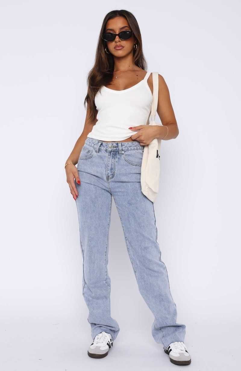 White Fox Jordyn High Waisted Straight Leg Jeans Light Blue Wash | GISAZP-913