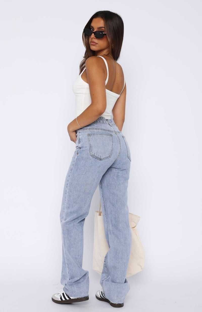 White Fox Jordyn High Waisted Straight Leg Jeans Light Blue Wash | GISAZP-913