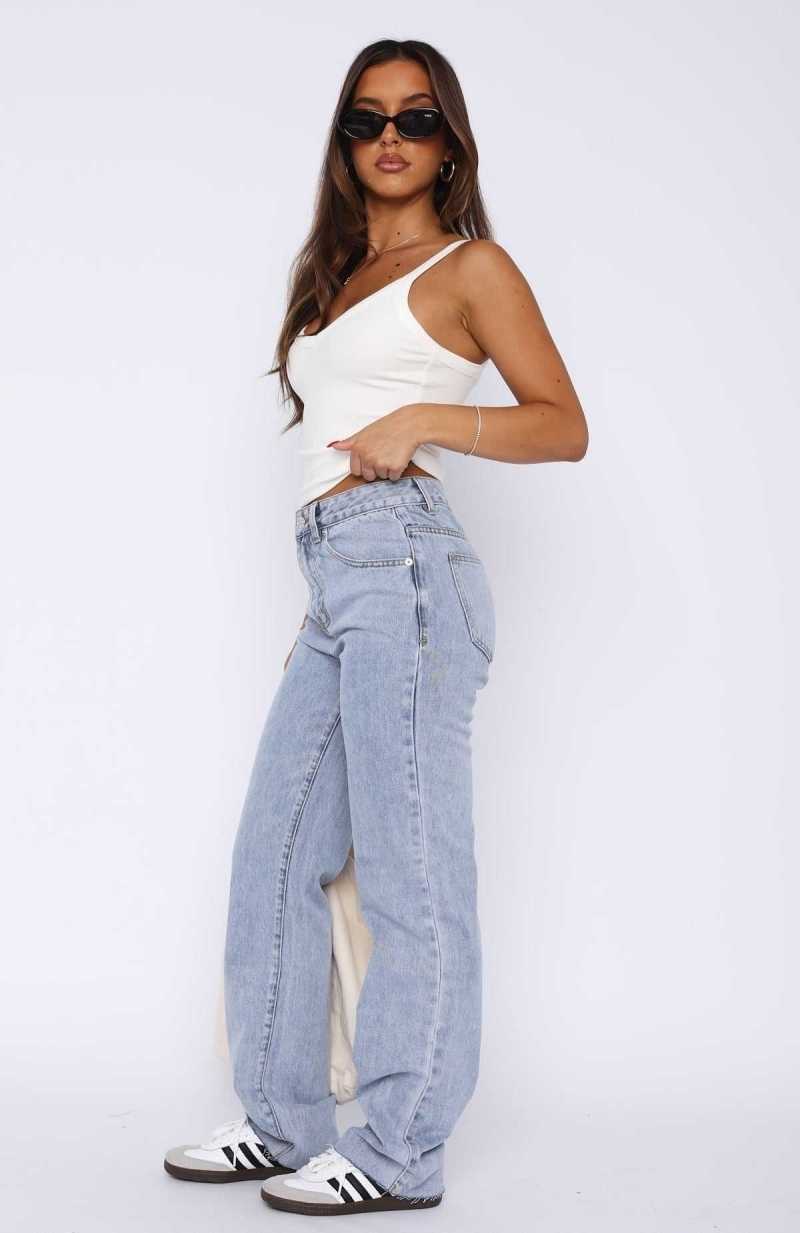 White Fox Jordyn High Waisted Straight Leg Jeans Light Blue Wash | ZTOVJC-827