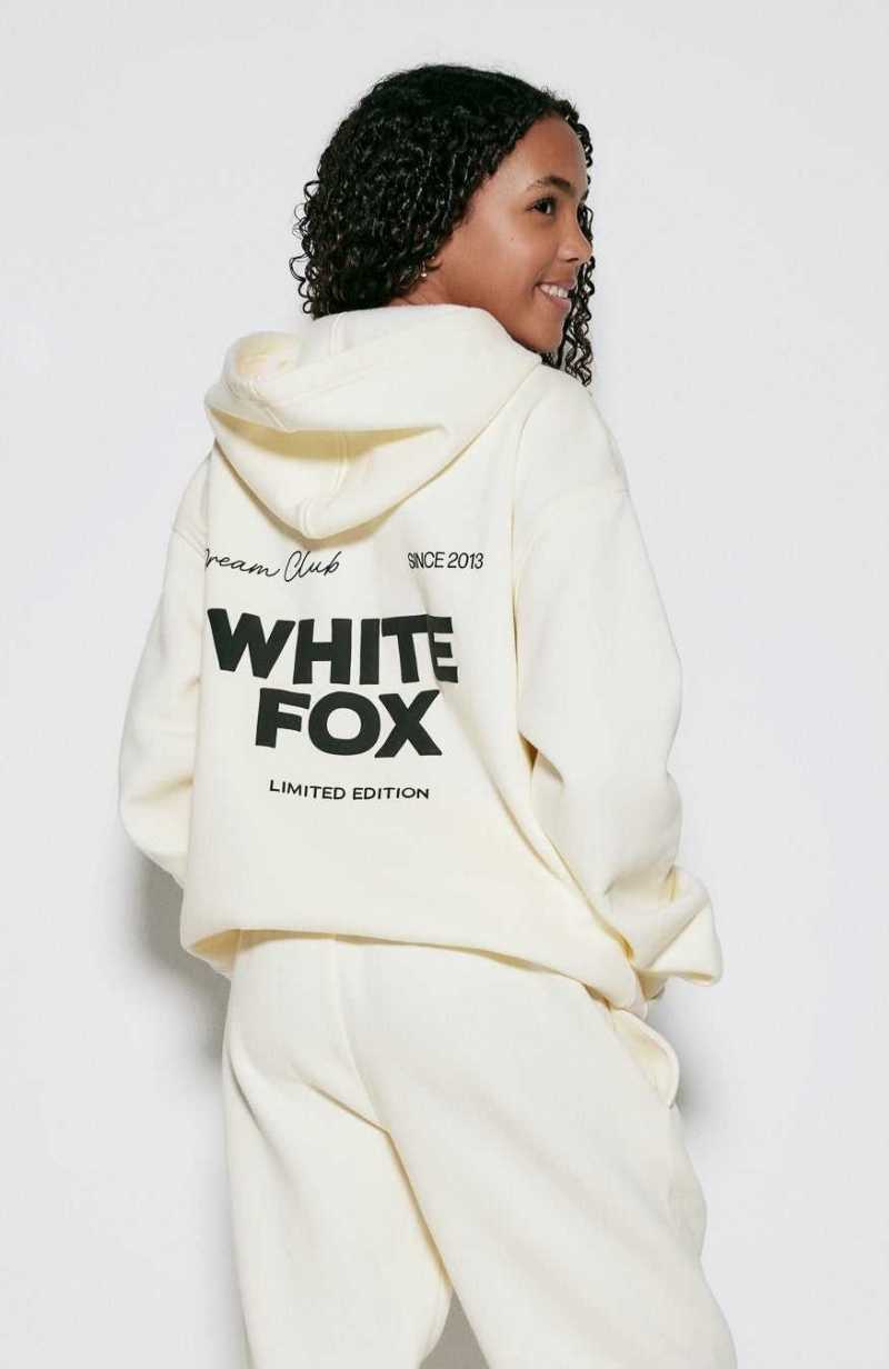 White Fox Keeping It Simple Oversized Hoodie Cream | VDCRZP-653