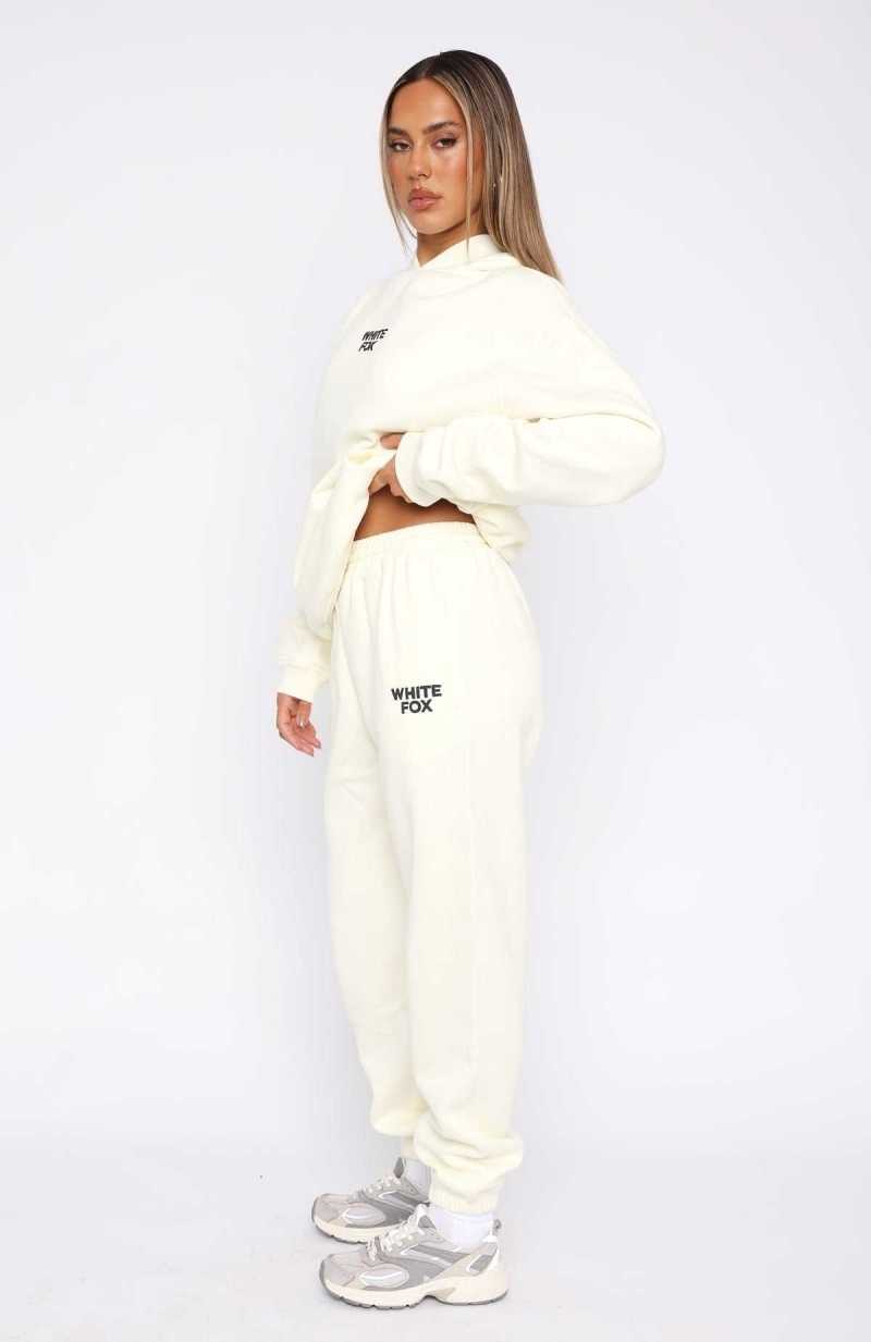 White Fox Keeping It Simple Sweatpants Cream | PCVSTL-082