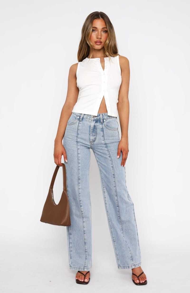 White Fox Layla Mid Rise Straight Leg Jeans Light Blue | QZWROX-720