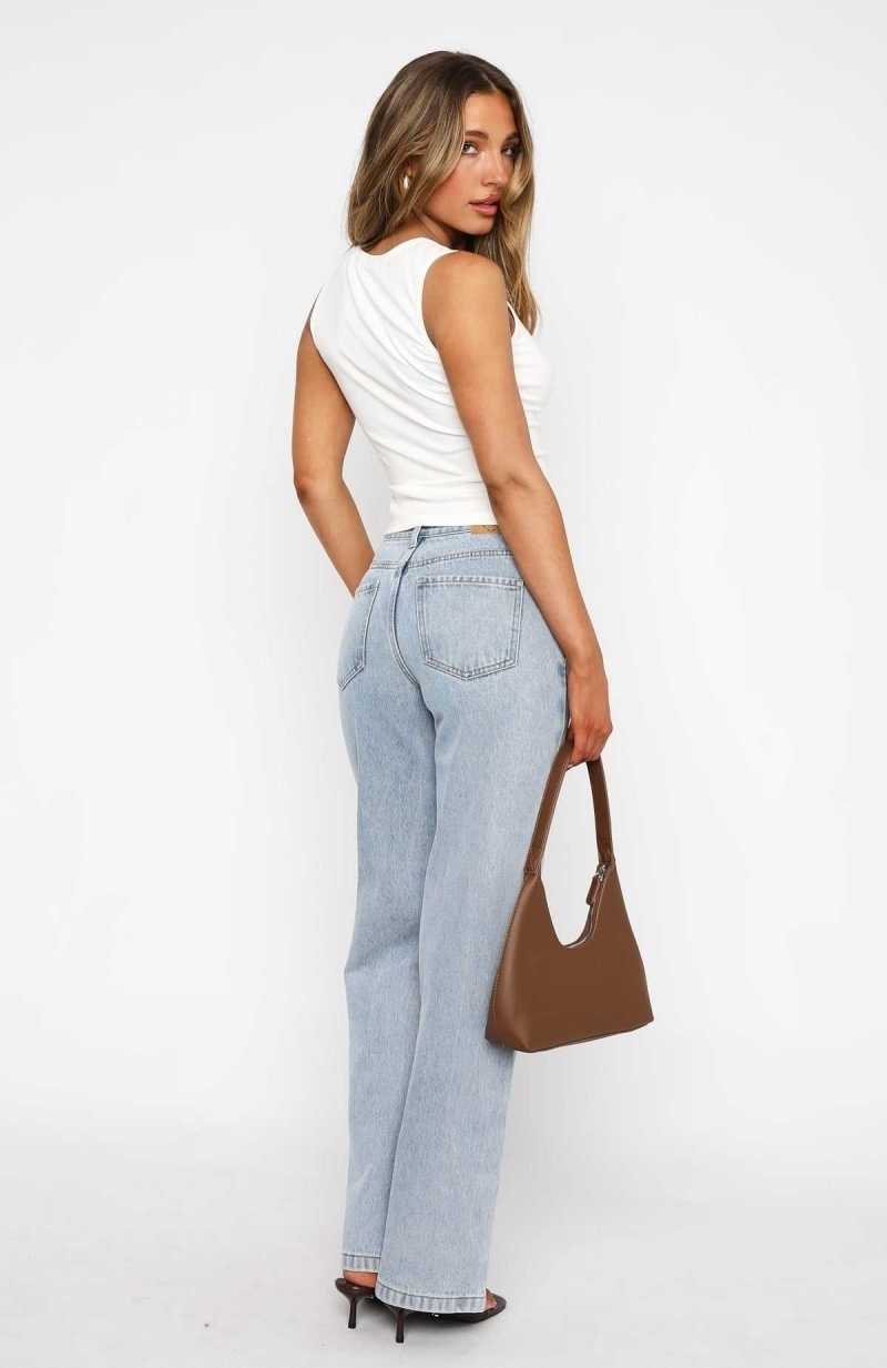 White Fox Layla Mid Rise Straight Leg Jeans Light Blue | KBRDQG-501