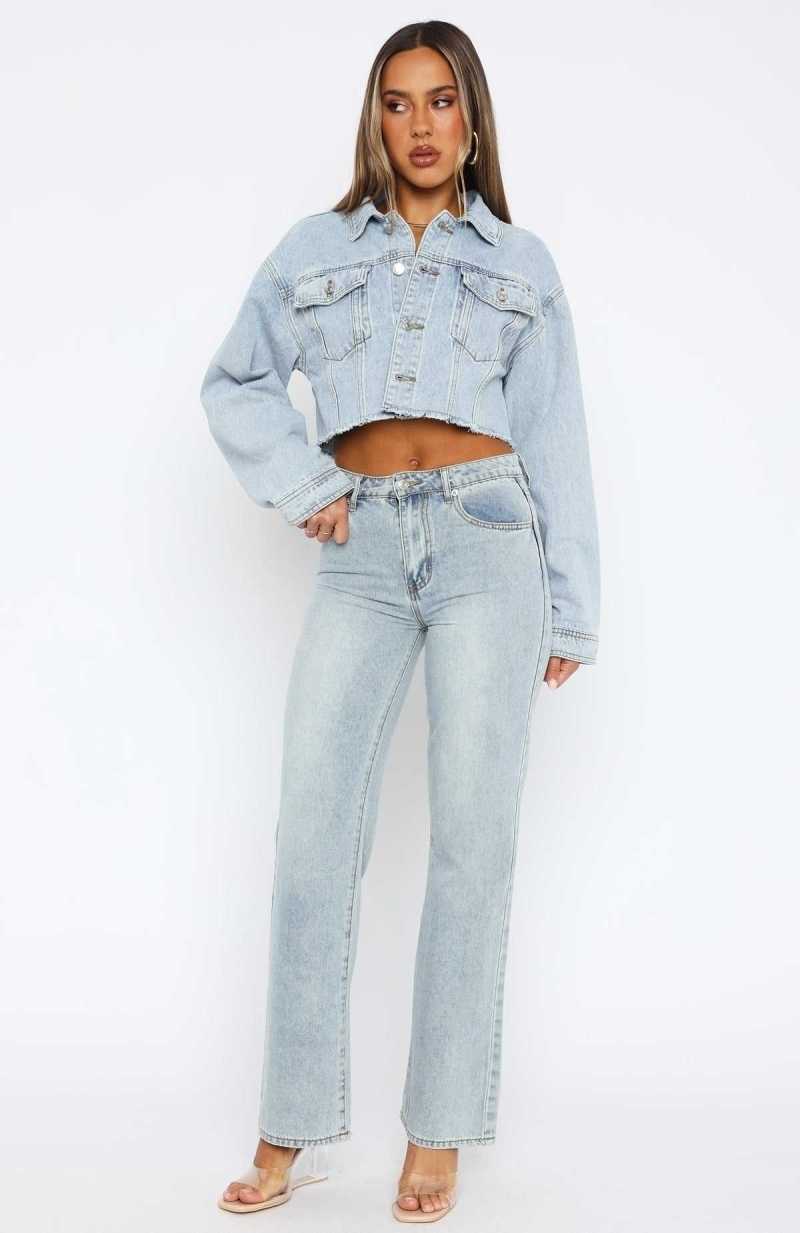 White Fox Lightspeed Cropped Denim Jacket Light Blue Wash | SFEABX-273