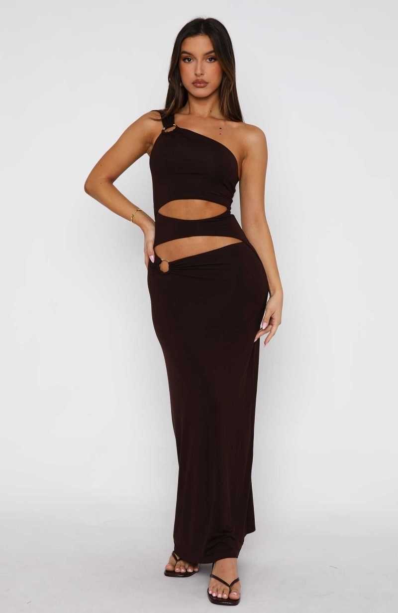 White Fox Made Me Different Maxi Dress Chocolate | RNCAPX-067