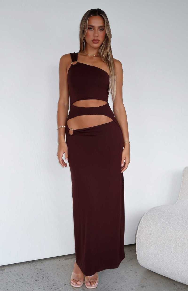 White Fox Made Me Different Maxi Dress Chocolate | RNCAPX-067