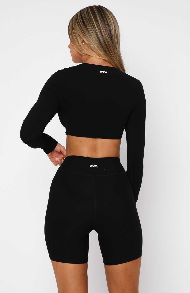 White Fox Over The Line Long Sleeve Crop Black | QAEJXC-310