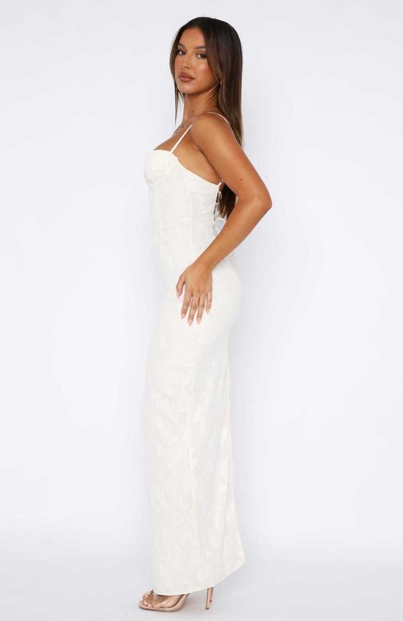 White Fox Poppy Dream Maxi Dress Cream | KRLDEO-250